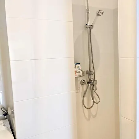 Clearvuehome Slavin Appartamento